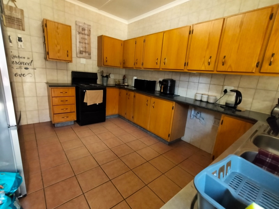 3 Bedroom Property for Sale in Protea Park North West